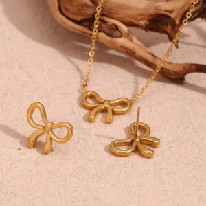 korean-inspired-aura-bow-pendant-earrings-set